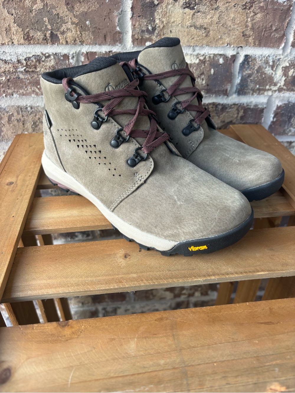 Danner Women’s Inquire Chukka 4” waterproof hiking boots